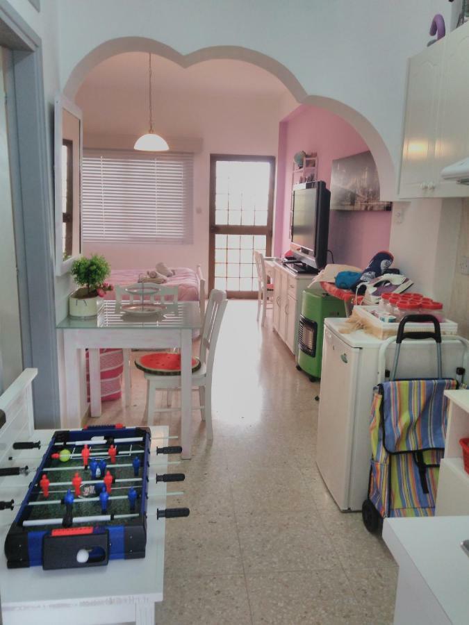 Yiota'S Cute Studio Paphos ภายนอก รูปภาพ