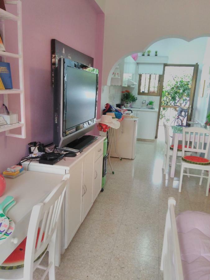Yiota'S Cute Studio Paphos ภายนอก รูปภาพ